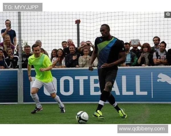 探讨当今足球界的顶尖球星名单及其成就与影响力分析 探讨当今足球界的顶尖球星名单及其成就与影响力分析